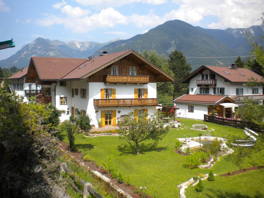Haus Daheim Appartement Mittenwald Buitenkant foto