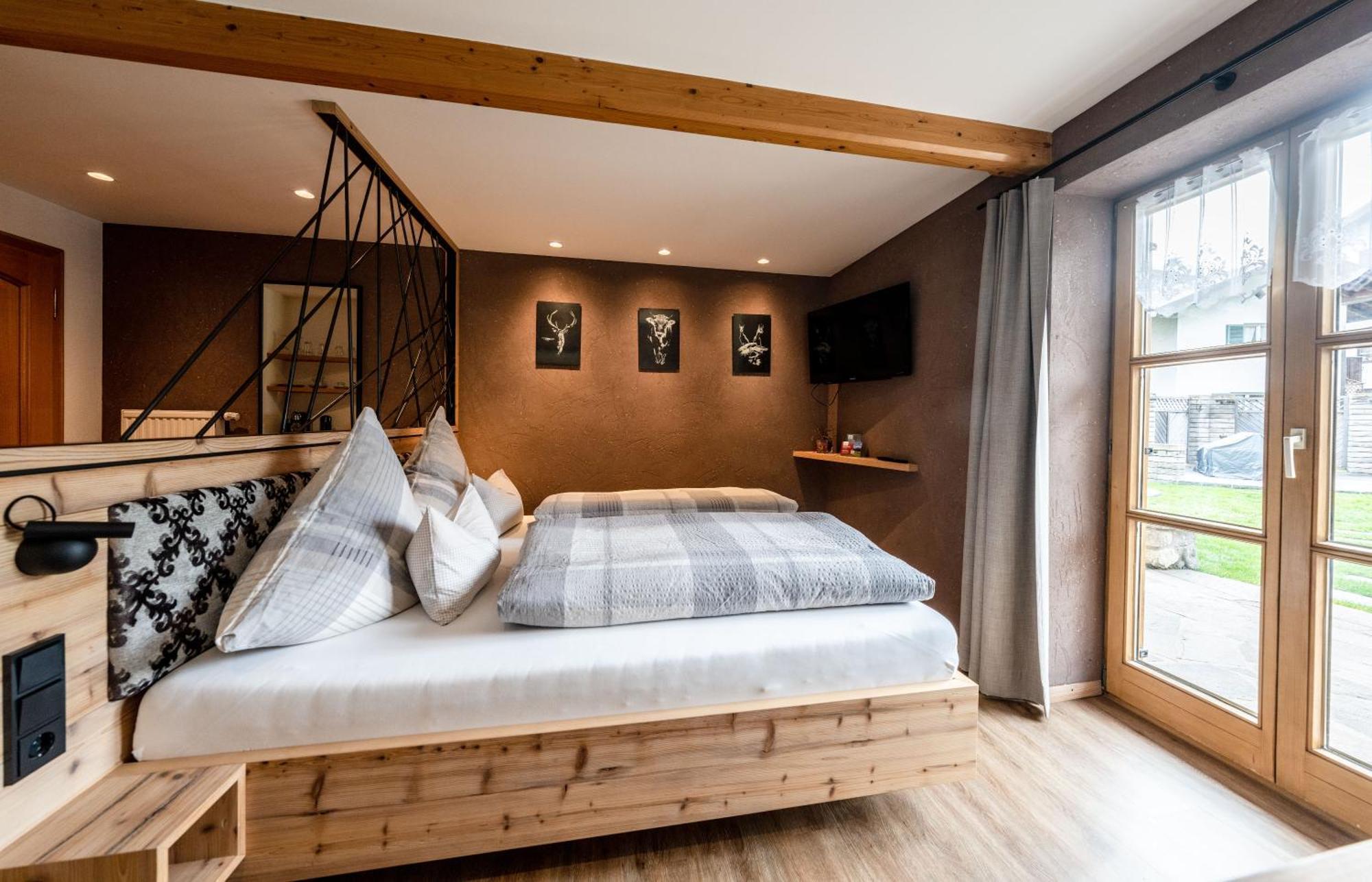 Haus Daheim Appartement Mittenwald Buitenkant foto