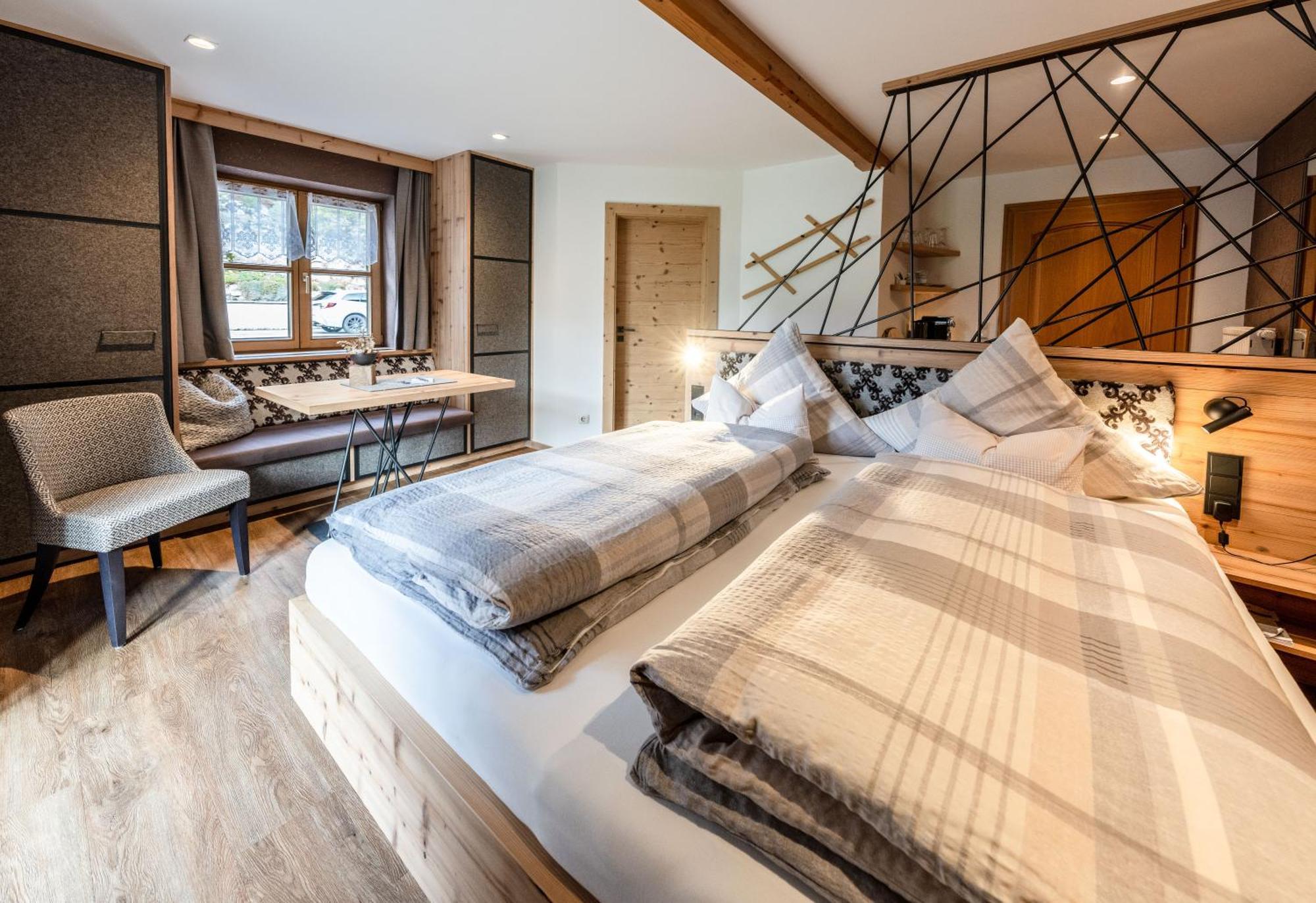 Haus Daheim Appartement Mittenwald Buitenkant foto